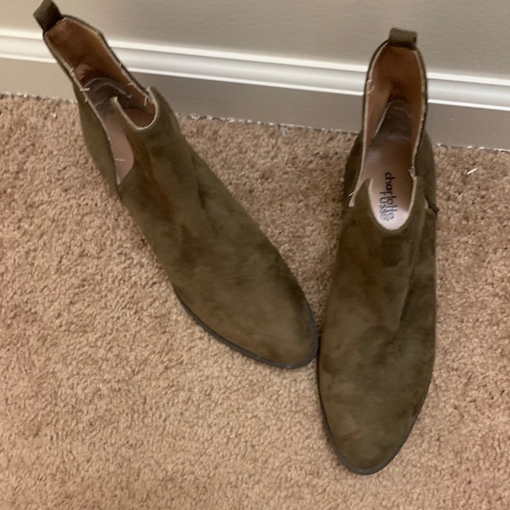 Suede Cutot Booties - Picture 2 of 4